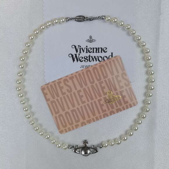 Vivienne Westwood Mini Bas Relief Choker in Silver - Picture 6 of 7